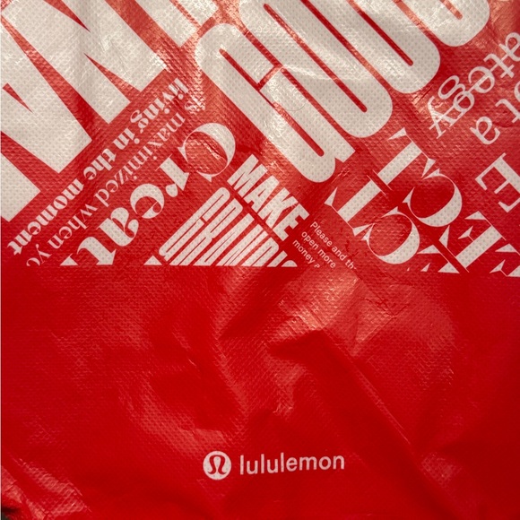 Lululemon Athletica Bold Red Shopper Bag - Picture 4 of 8